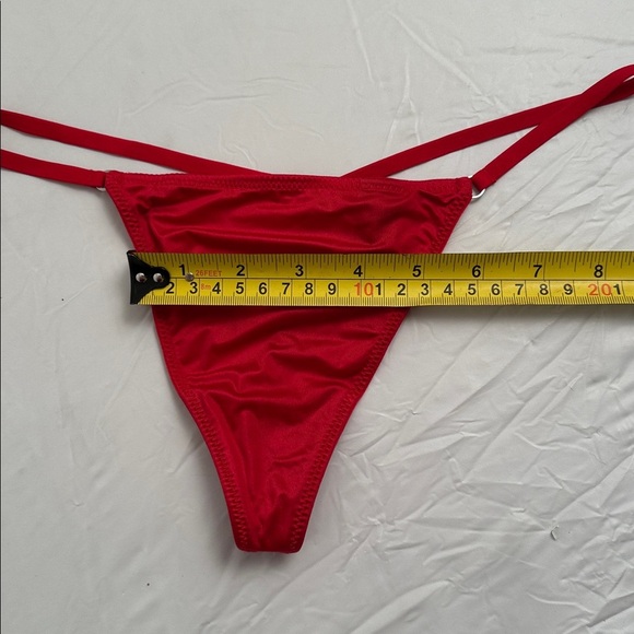Victoria’s Secret Very Sexy red stretch satin v-string thong panty - Picture 3 of 11